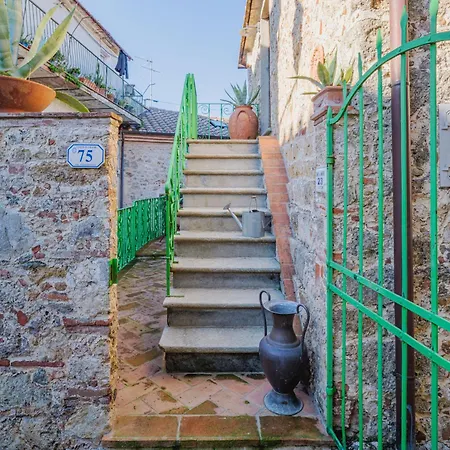 Souvenir By Interhome Holiday home Santa Lucia (Lucca)